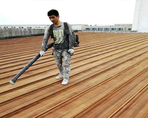 屋面彩钢瓦除锈翻新施工用什么材料比较环保