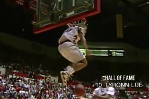 别说球风还挺好看🔥年轻时期的泰伦卢是怎么打球的？